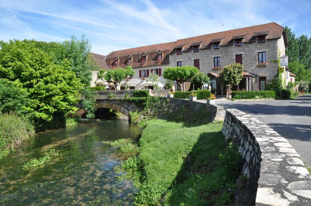 Logis Hotels - Auberge De L'Ile - Hotel 3 Etoiles Et Restaurant Creysse  Exterior foto