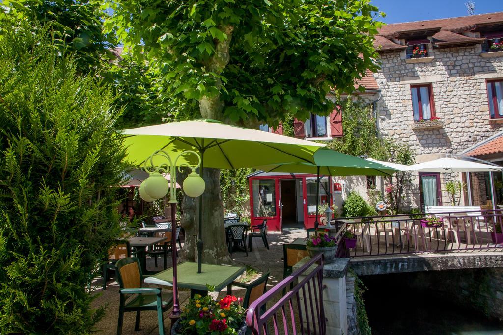 Logis Hotels - Auberge De L'Ile - Hotel 3 Etoiles Et Restaurant Creysse  Exterior foto