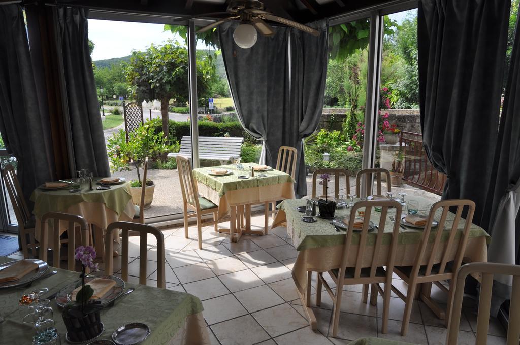 Logis Hotels - Auberge De L'Ile - Hotel 3 Etoiles Et Restaurant Creysse  Exterior foto