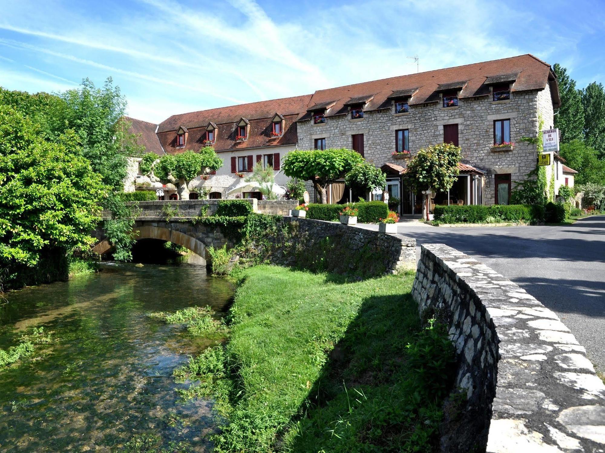 Logis Hotels - Auberge De L'Ile - Hotel 3 Etoiles Et Restaurant Creysse  Exterior foto