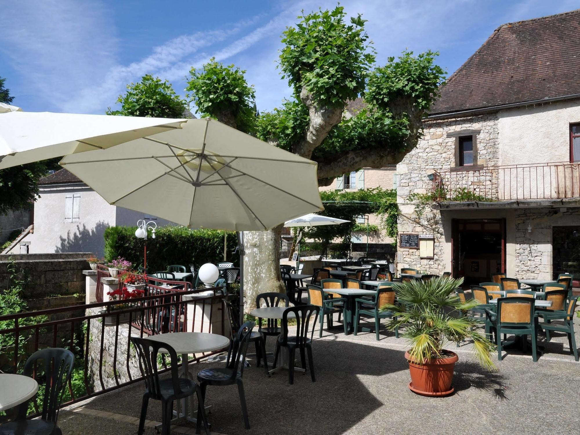 Logis Hotels - Auberge De L'Ile - Hotel 3 Etoiles Et Restaurant Creysse  Exterior foto